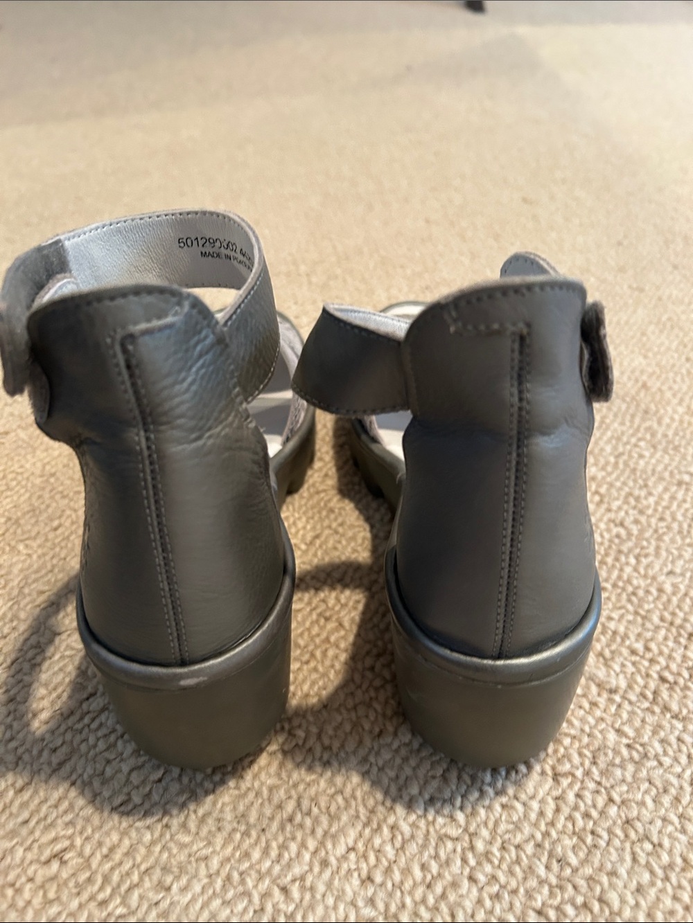 Fly London Gray Snake-Print Ankle-Strap Sandals size 38 (7.5 USA) - Picture 5 of 7